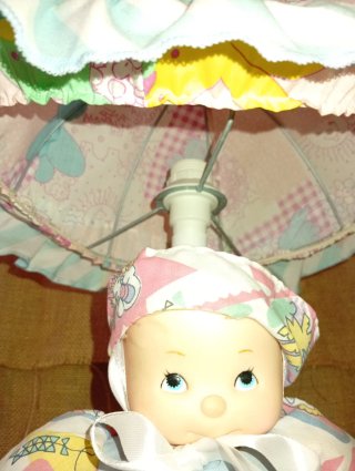 Lámpara infantil de muñeca
