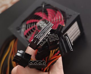 Fuente Alimentación ATX 600W UNYKA