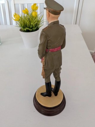 Figura Resina General Franco