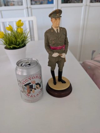 Figura Resina General Franco