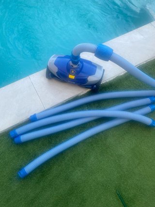 Limpiafondos Zodiac MX8