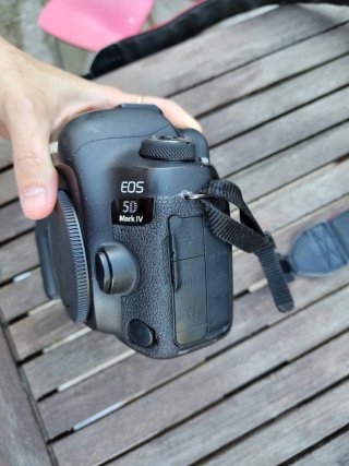 Canon EOS 5D Mark IV (Cuerpo)