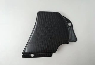 TAPA DEL PIÑON EN CARBONO DUCATI 750IE 900IE  DARK