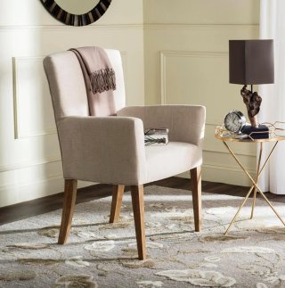 Silla de tela beige, patas madera Marca SAFAVIEH