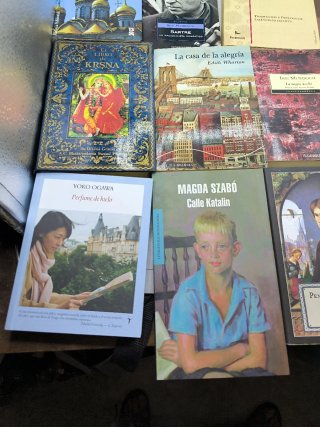 Novelas contemporánea 10€ unidad