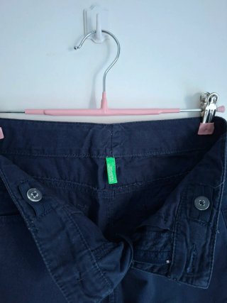 Falda azul marino niña BENETTON talla 8 años