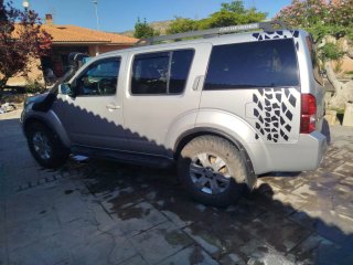 Nissan Pathfinder 2006