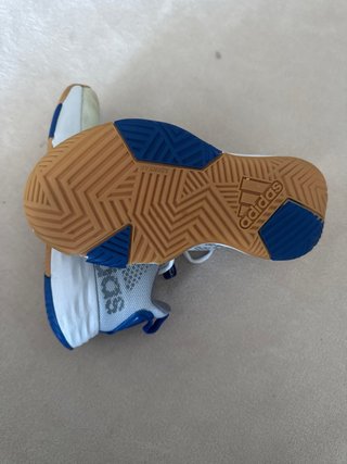 Zapatillas Adidas niño Talla 34 (US 2.5)