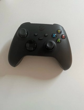 Xbox Series X + Juego Gratis