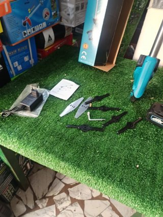 Decespugliatore Yovelet 198V doppia batteria