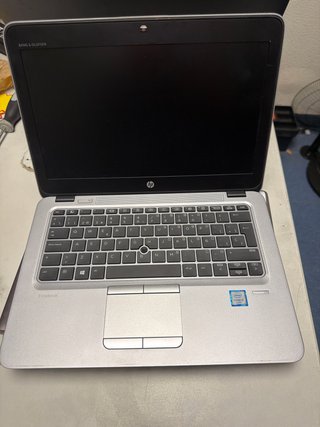 HP EliteBook portátil plata y negro