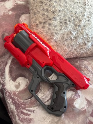 Pistola Nerf Mega Cycloneshock Roja