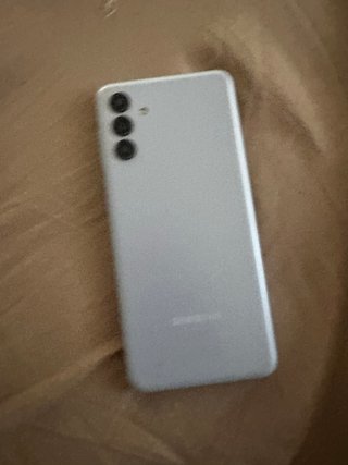 Teléfono Samsung Plata