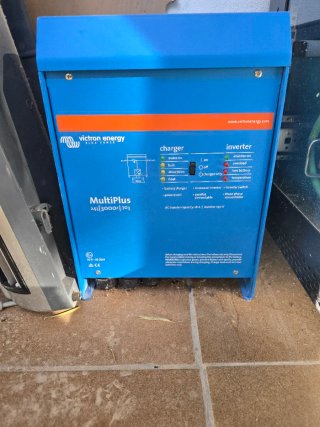 Inversor Victron Energy MultiPlus 24/3000/70
