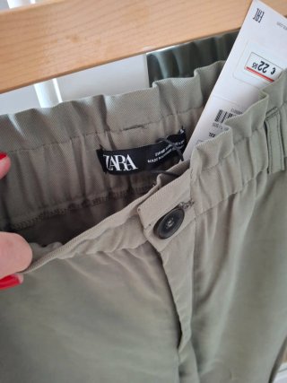 Pantalón Zara Mujer Verde Talla XS Nuevo