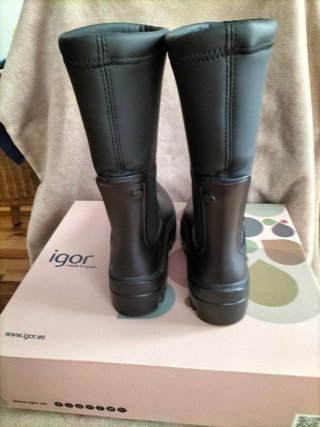 Botines de agua Igor negras