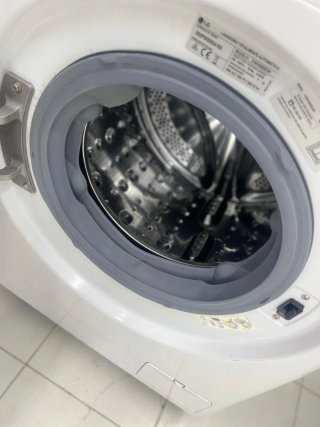 Lavadora marca LG con garntia transporte 9kg