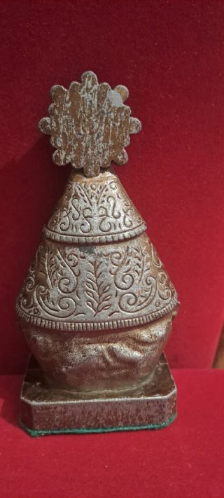 Virgen antigua metalica