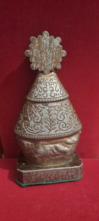Virgen antigua metalica