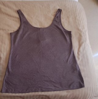 Camiseta de tirantes marrón