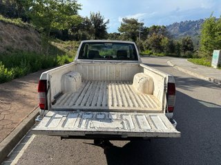 Nissan Pick-up 2003