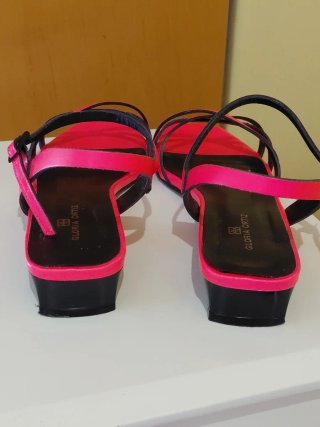 Sandalias Gloria Ortiz Fuchsia Talla 40
