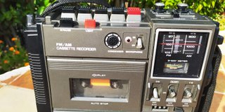 Radio Cassette Sanyo BoomBox M2450F