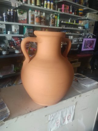 Botijo de barro artesanal