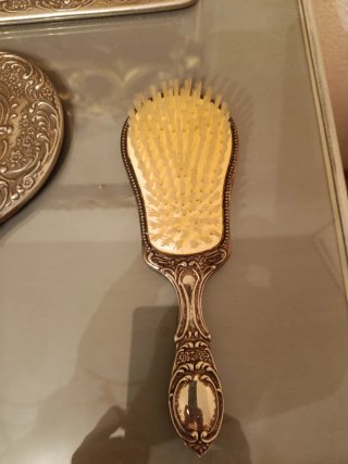 Juego de tocador antiguo