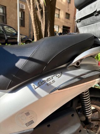 Piaggio Liberty 125 2010 Plata