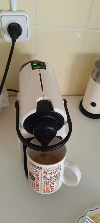 Cafetera Nespresso Krups Inissia Blanca