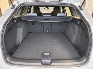 Volkswagen Golf Variant R-Line 2.0 TDI 150 CV DSG