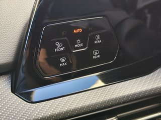 Volkswagen Golf Variant R-Line 2.0 TDI 150 CV DSG