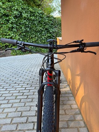 Bici Scott Scale + Tija Telescópica