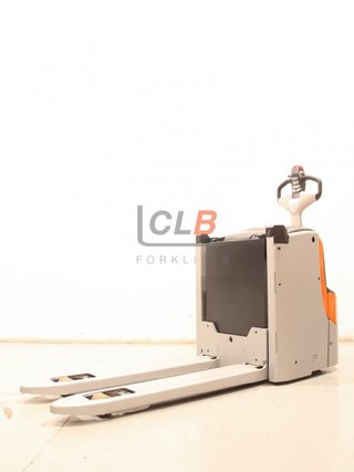 Ref. M-6411 Transpaleta Eléctrica STILL EXU-H 20