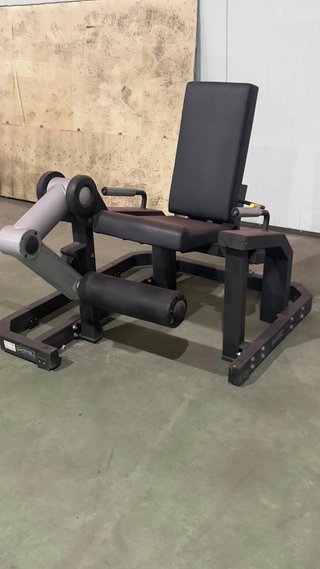 Máquina de extensión de cuádriceps
