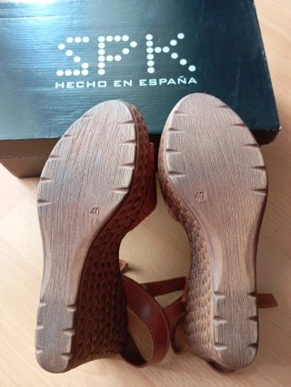Sandalias SPK Talla 40 de Piel
