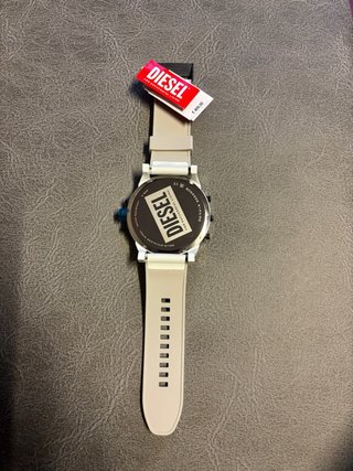 Reloj Diesel Blanco y Plateado
