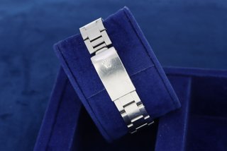 Rolex Oyster Perpetual Date 15200 34mm