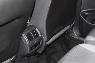 Volkswagen Touran Business & Navi 1.6 TDI 85kW (115CV) 7 PLZ