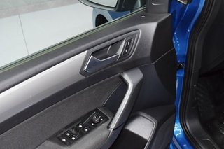 Volkswagen Touran Business & Navi 1.6 TDI 85kW (115CV) 7 PLZ