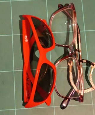 Gafas de sol infantiles Chicco rojas