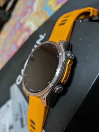 Garmin Fénix 8 47mm Naranja/Plata