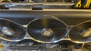LEER XFX RX 5700 XT THICC III Ultra