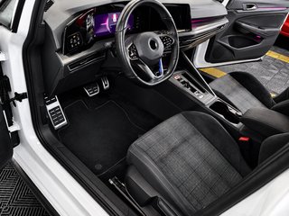 Volkswagen Golf 8 GTE 2022 245CV