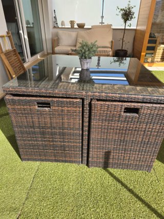 Mesa Terraza y 4 Sillas Ratán y Cristal