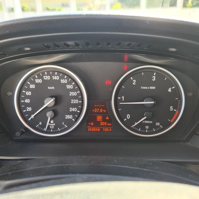 BMW E60 520d AUTOMÁTICO