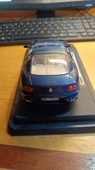 Ferrari 456 GT 1992 Burago 1:24