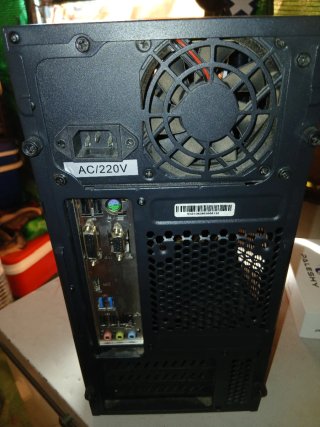 Caja PC Negra