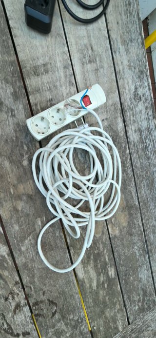 Regleta 6, 4 y 3 con interruptor